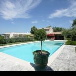 PISCINISTE SITUÉ DANS LE GARD